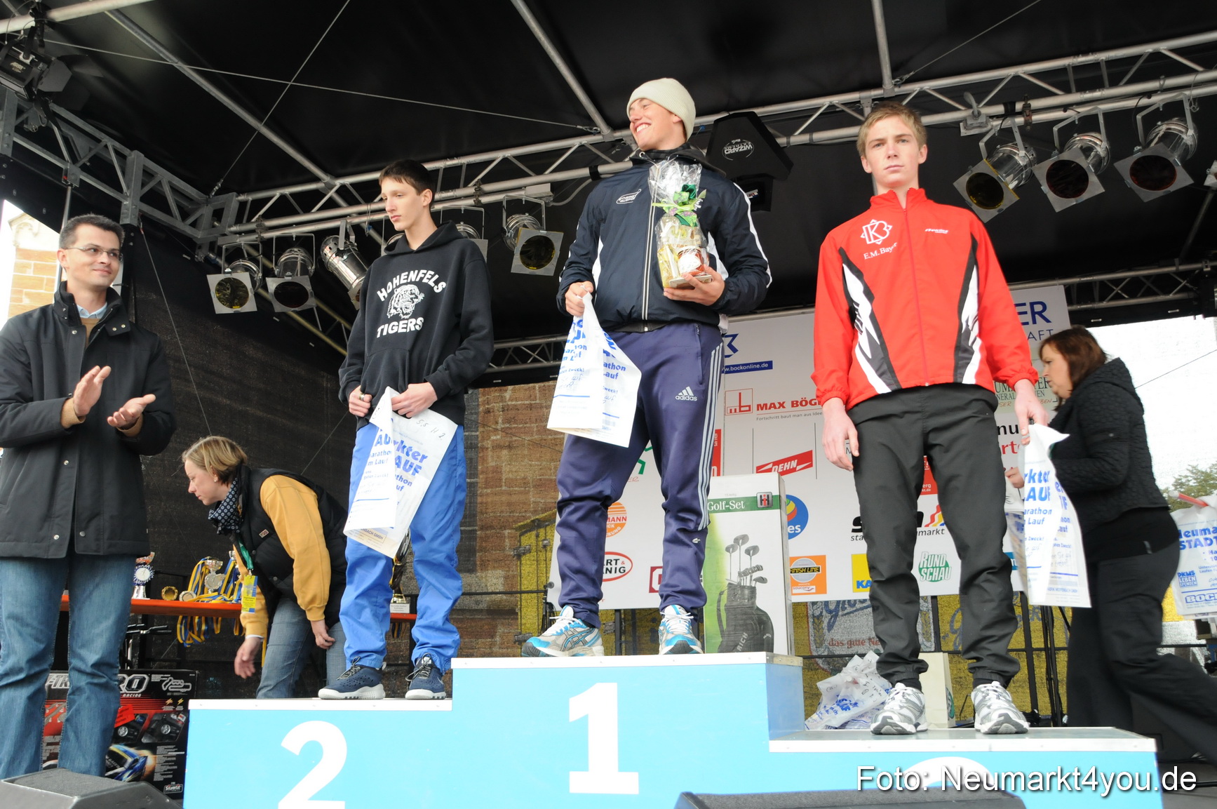 0010 Siegerehrung Stadtlauf Neumarkt 2008